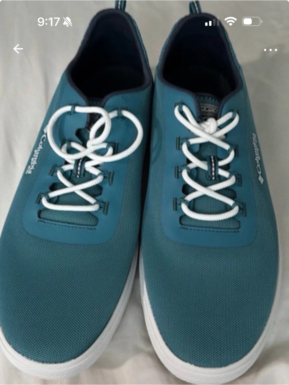 Columbia Men's Teal Blue Lace-Up Sneakers